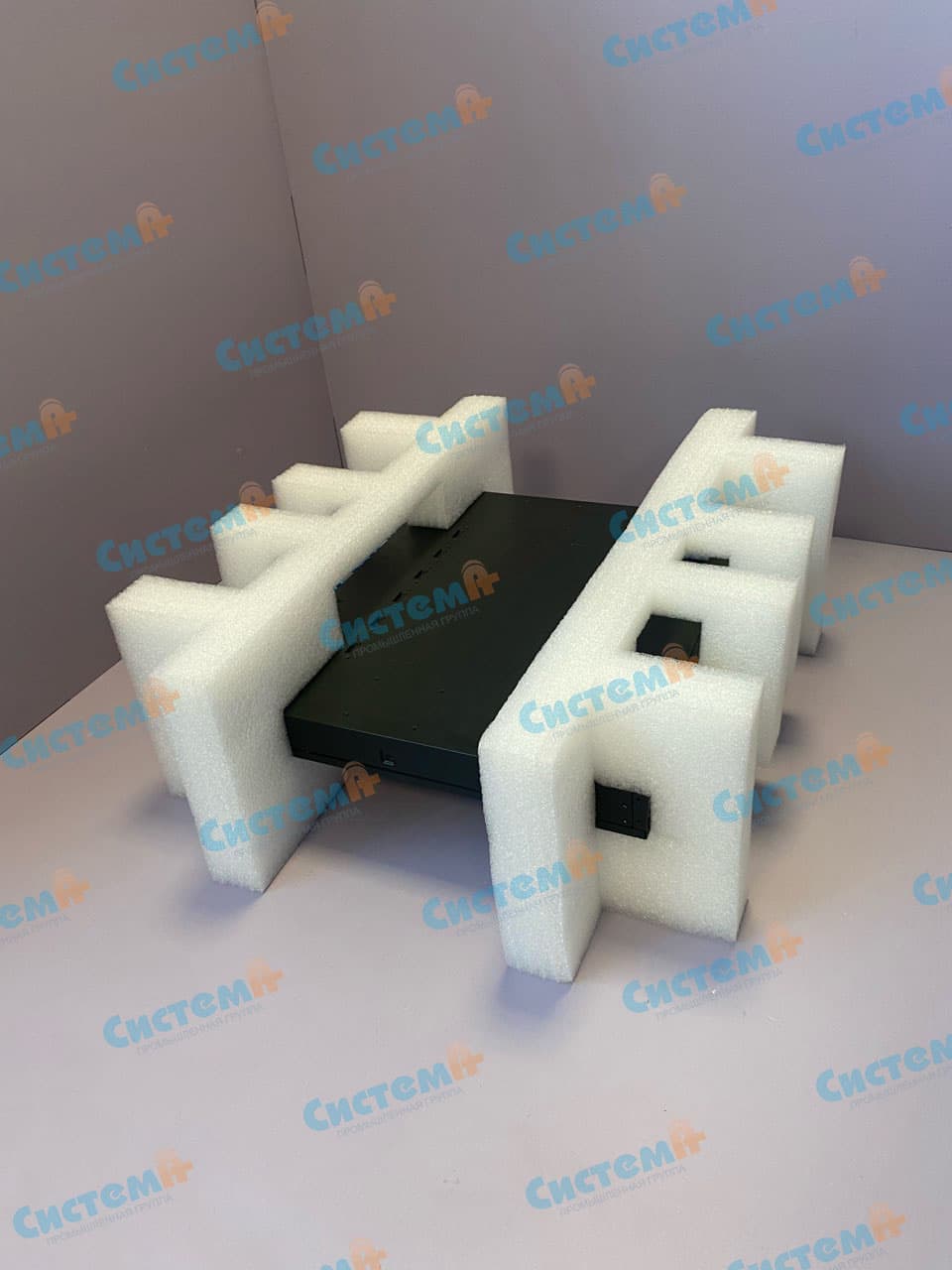 Надежная транспортная упаковка для компьютерного оборудования